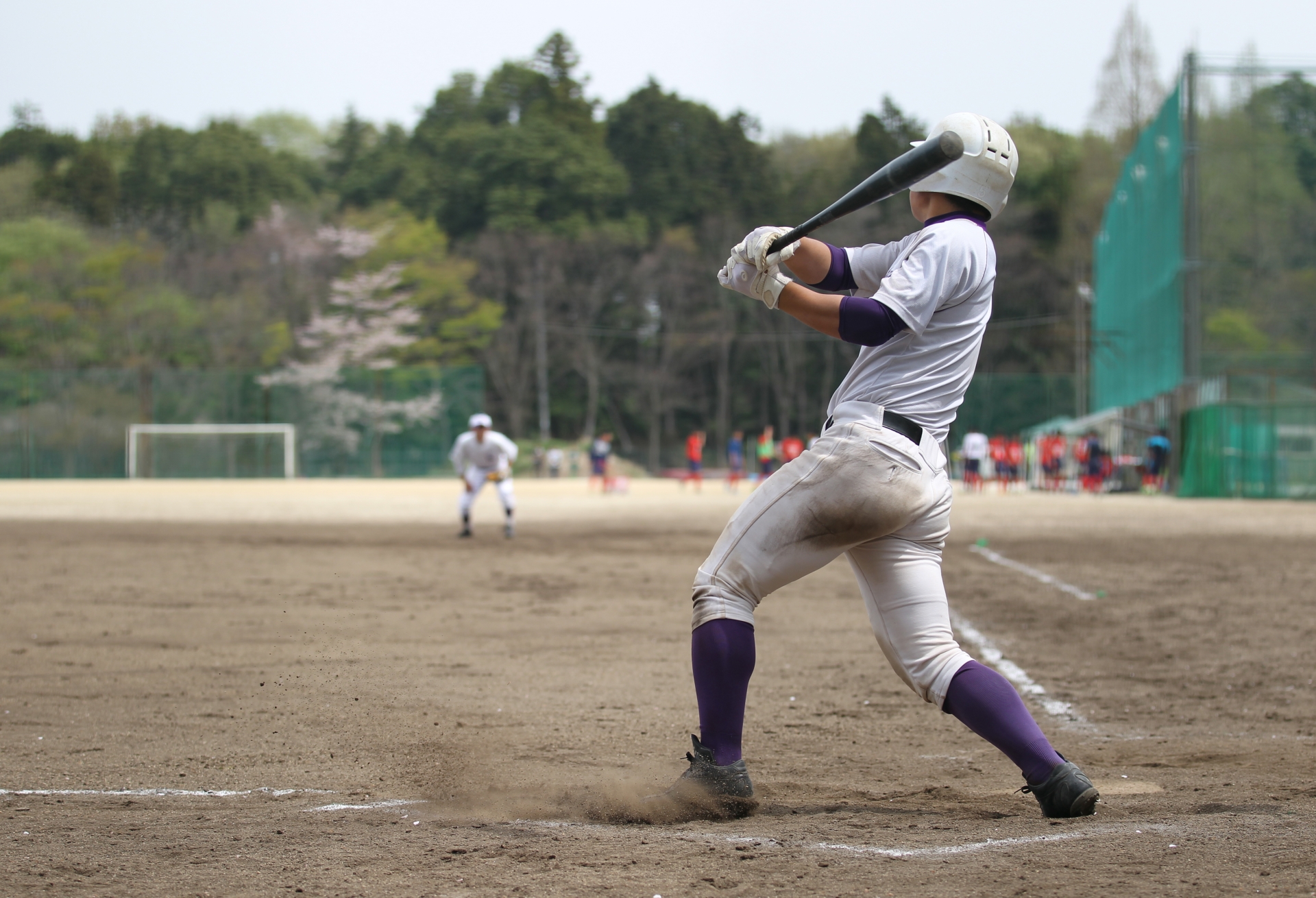 スポーツ　野球を楽しむ様子